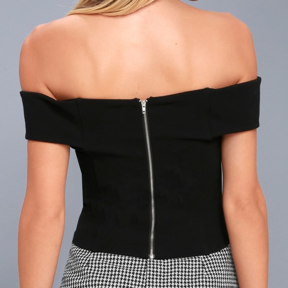 NWT Lulus Black Off-the-Shoulder Crop Top - Picture 4 of 7